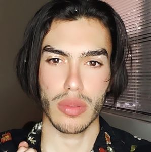 Meet your Posher, Joyce juan